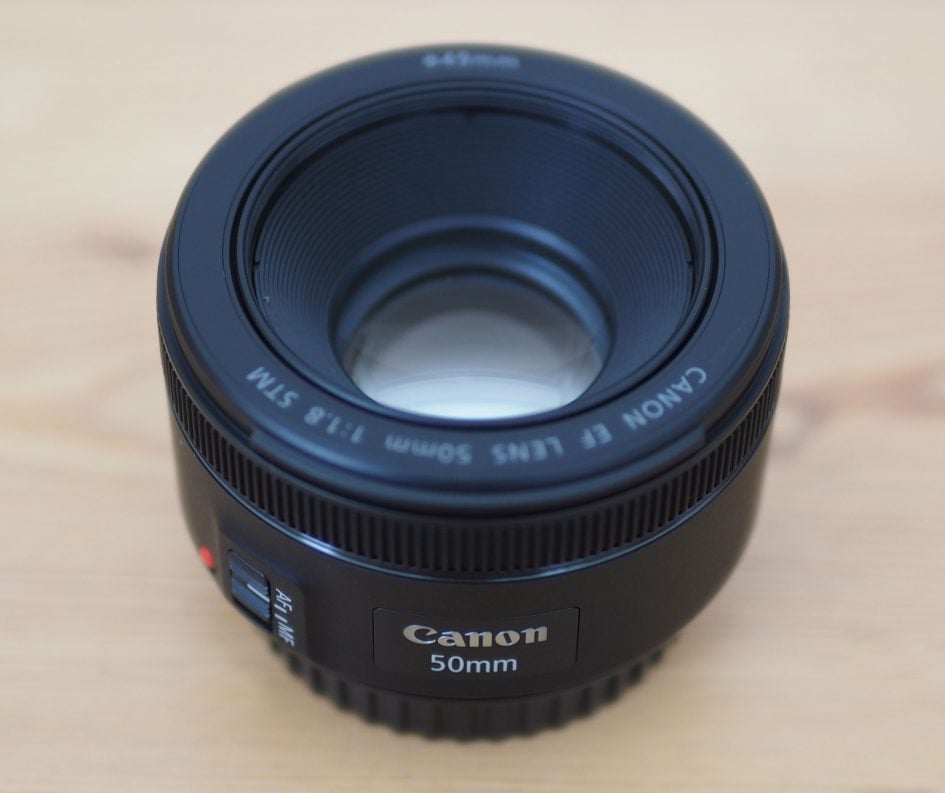 canon-ef-50mm-f1-8-stm-top